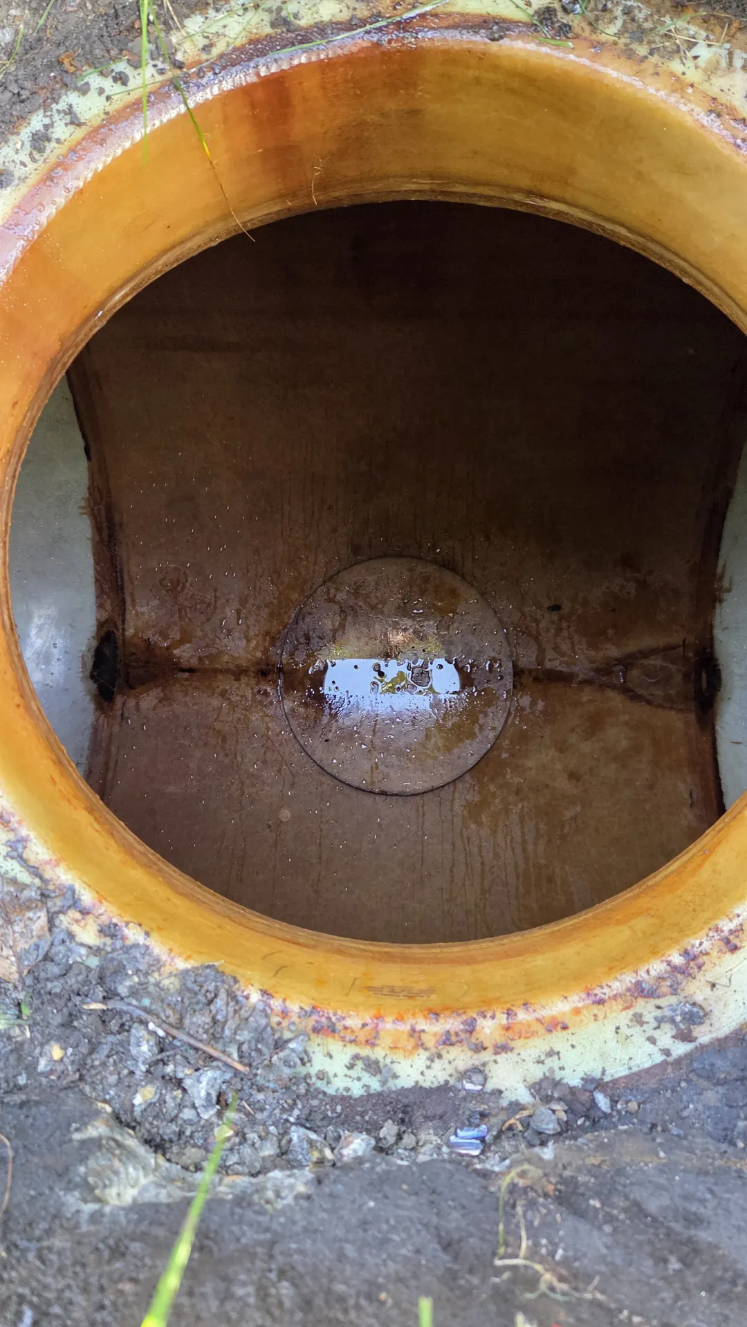 Cuve enterrée ouverte avant comblement