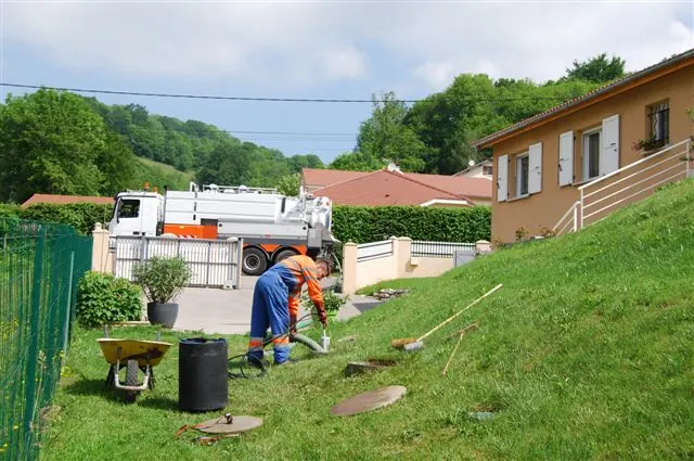 Vidange d’une fosse septique chez un particulier en Isère